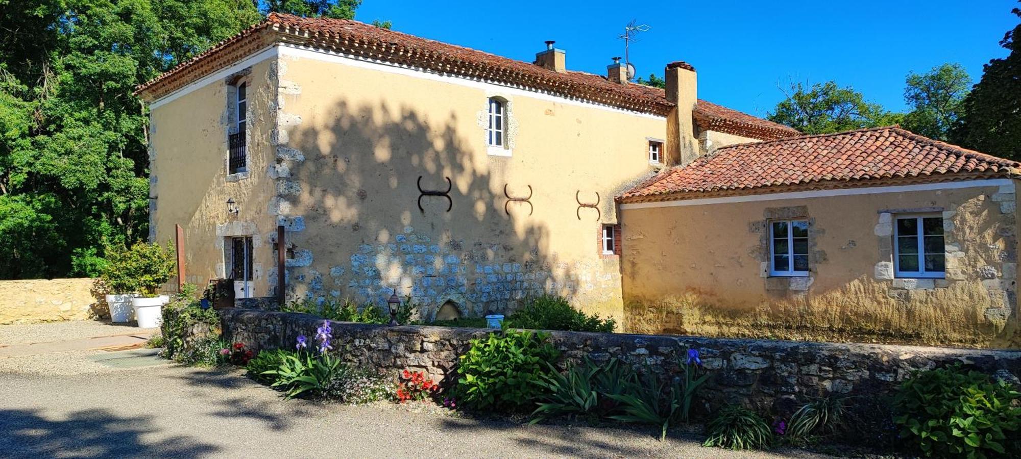 Hotel Le Moulin De Laumet Vic-Fezensac Exterior foto